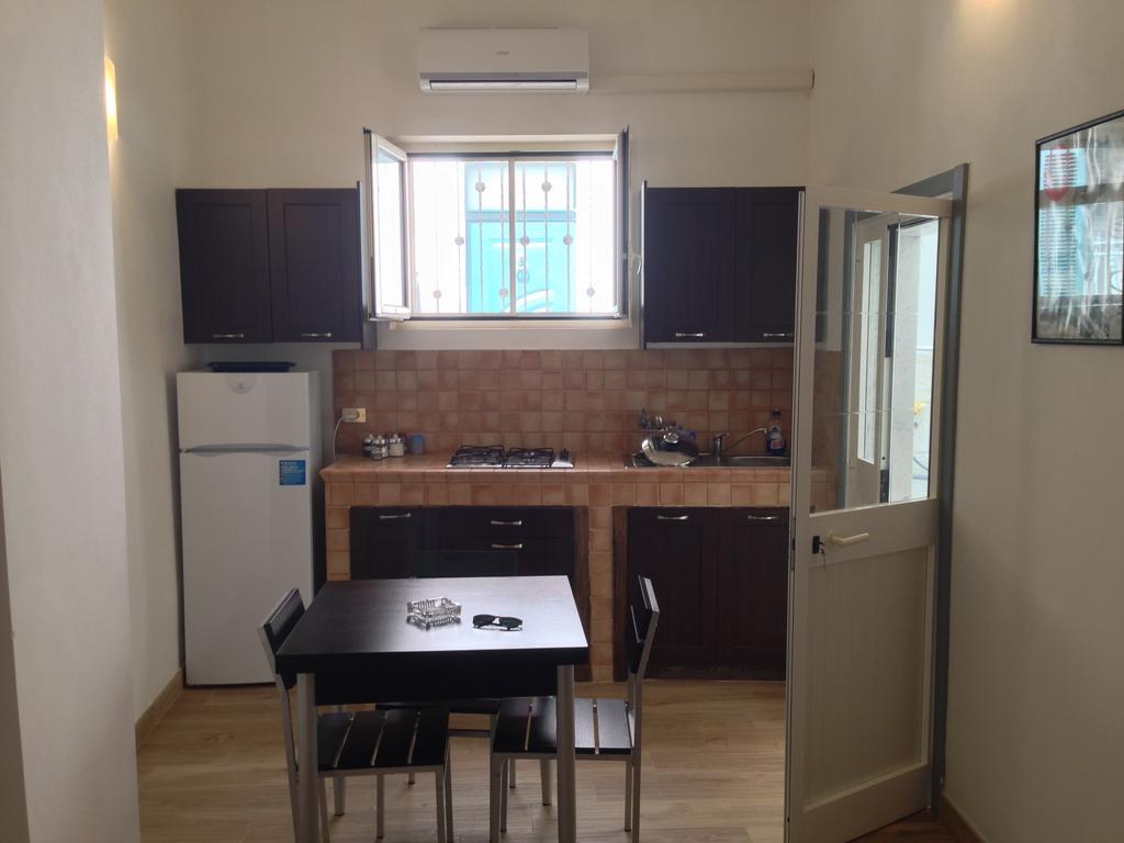Casa Petra - Mini Open Space Appartement Brindisi Kamer foto